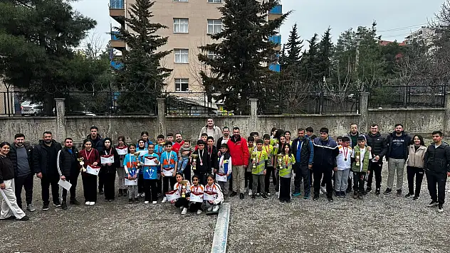 Siirt Bocce Müsabakalarında Şampiyon Okullar Belli Oldu