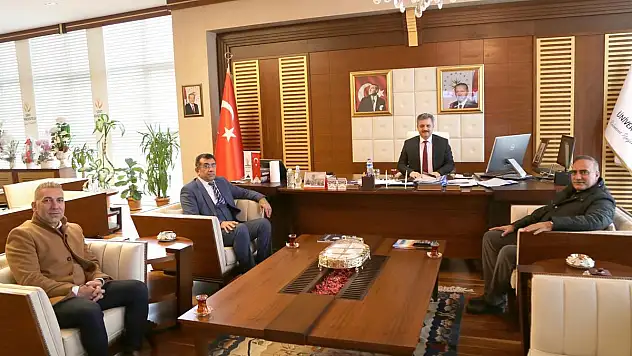 Siirt Damızlık Koyun Keçi Yetiştiriciliği Birliği'nden Rektör Prof. Dr. Nihat Şındak'a Ziyaret