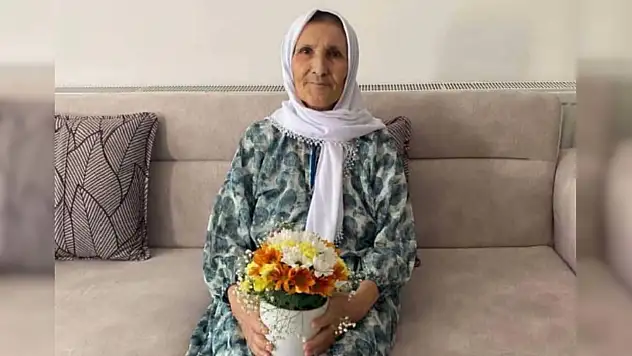 Siirt Düderan Aşireti'nden Leyla Özer Vefat Etti