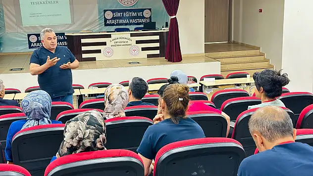 Siirt Eğitim ve Araştırma Hastanesi'nde ''Transfüzyon Güvenliği'' Eğitimi Düzenlendi