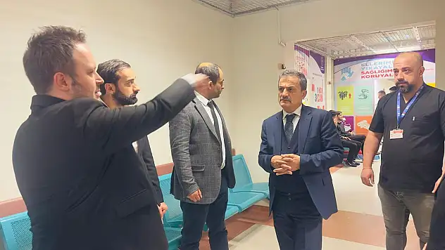 Siirt Eğitim ve Araştırma Hastanesi'nde Hasta Ziyaretleri