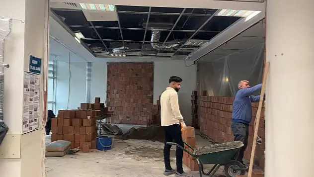 Siirt Eğitim ve Araştırma Hastanesi'nin Çocuk Yoğun Bakım Ünitesinin Kapasitesi Artırılıyor (VİDEOLU HABER)