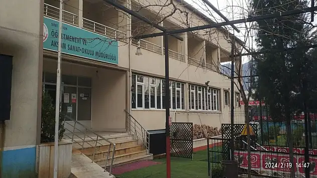 Siirt Eruh'ta 1.453 m²'lik ticari taşınmaz kiraya verilecek