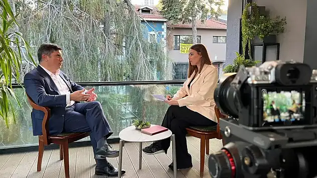 Siirt Eski Milletvekili Prof.Dr.Yasin Aktay'dan 'Arap Irkçılığına' Yanıt!