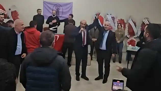 Siirt Esnaf ve Sanatkarlar Odası'nda yeni dönem: Hikmet Yılmaz başkan seçildi!