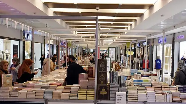 Siirt Geleneksel Kitap Fuarı 8'inci Kez Açılıyor