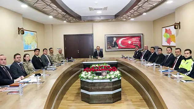 Siirt Haftalık Güvenlik ve Asayiş Toplantısı Yapıldı