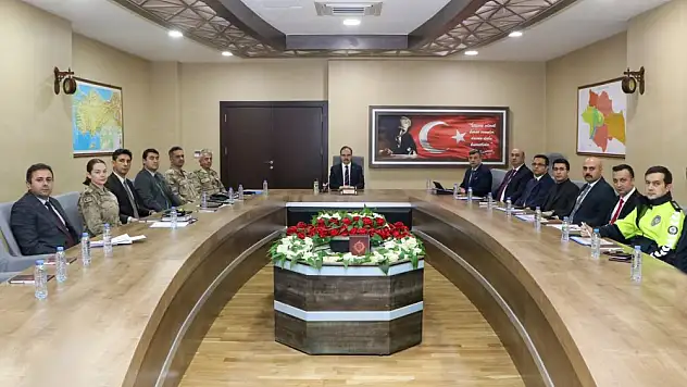 Siirt Haftalık İl Güvenlik ve Asayiş Koordinasyon Toplantısı Yapıldı