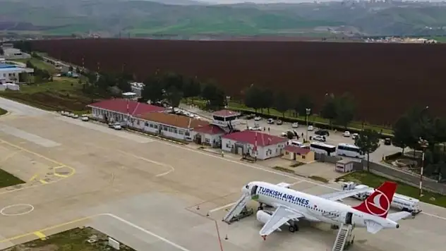 Siirt Hava Limanında Sudan Bahanelerle  Sefer İptalleri Devam Ediyor