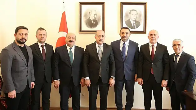 Siirt Heyetinden Bakan Yardımcısı Yerlikaya'ya Ziyaret: Spor Yatırımları Masaya Yatırıldı