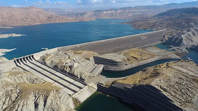 Siirt İçin Kritik Uyarı: Ilısu Barajı'nda Su Seviyesi Yükseliyor, Kontrollü Tahliye Gündemde