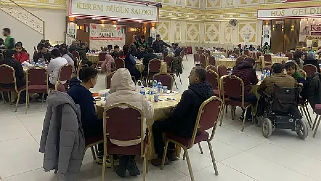 Siirt İHH'dan İhtiyaç Sahipleri Yararına İftar