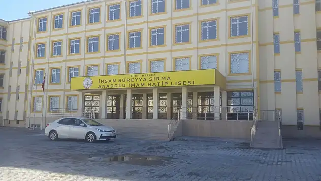 Siirt İhsan Süreyya Sırma Hafızlık Proje Ortaokulu Öğrenci Kabul Sınavı Düzenliyor