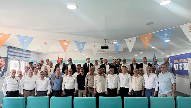 Siirt İl Genel Meclisi Başkanı Öncülüğünde AK Parti Siirt İl Başkanı Gider'e Hayırlı Olsun Ziyareti