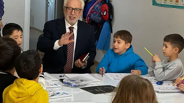 Siirt İl Müftüsü Pinal'den Bal Peteği 4-6 Yaş Kur'an Kursuna Ziyaret