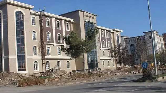 Siirt İl Özel İdaresine ait iş yerleri ve arsalar satıŞA ÇIKARILACAK