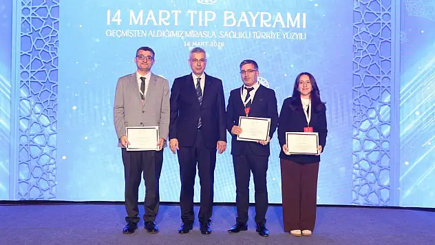Siirt İl Sağlık Müdürü Hacıoğlu İki Üst Düzey Toplantıda Siirt'i Temsil Etti