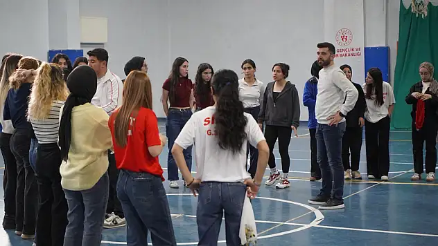Siirt'in Sultanları Türkiye Şampiyonluğu İçin Hatay Yolunda