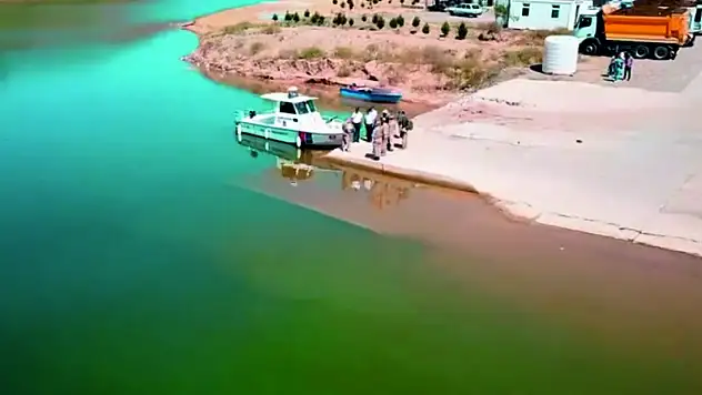Siirt Jandarma Komutanlığı Ilısu Baraj Gölünde Denetimlerini Sürdürüyor (VİDEOLU HABER)