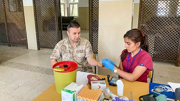 Siirt Jandarma Personeli, Kızılay'a Kan Bağışında Bulundu