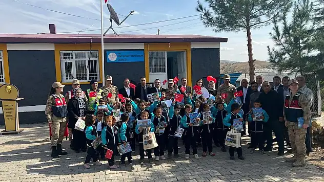 Siirt Kavaközü Köyü'nde Hizmet ve Dayanışma Dönemi: Muhtar Adıgüzel Yapılan Çalışmaları Anlattı