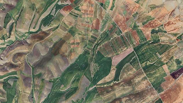 Siirt Kurtalan'da Hazineye Ait 5 Taşınmaz Satışa Çıkarıldı