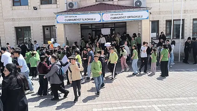 Siirt Kurtalan'da Okul Protestosu Sonrası İdarecilere İnceleme Başlatıldı