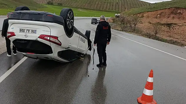 Siirt-Kurtalan Karayolunda Otomobil Takla Attı