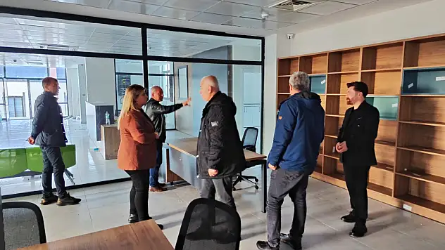 Siirt Kurtalan Millet Kütüphanesi Açılışa Hazırlanıyor