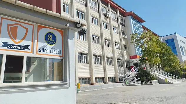 Siirt Lisesi'nden ''İçimde Kalan Mısralar 2'' Programına Davet
