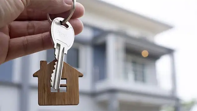 SİİRT MERKEZDE 135 M² 3+1 DAİRE İCRADAN SATIŞA ÇIKARILDI