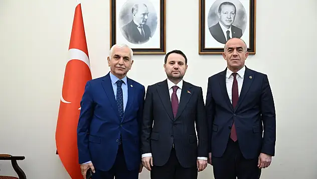 Siirt Milletvekili Gül ve Gökçebağ Belediye Başkanı Çiçek'ten Adalet Bakanı Gürlek'e ''Hayırlı Olsun'' Ziyareti