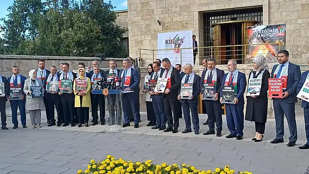 Siirt Milletvekili Mervan Gül'ün de Aralarında Bulunduğu TBMM Filistin Dostluk Grubu İsrail'i Protesto Etti