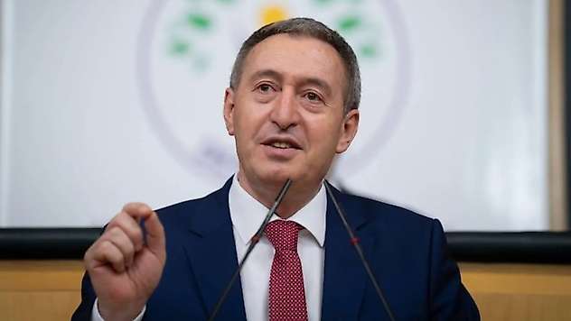 Siirt Milletvekili Tuncer Bakırhan'dan İmralı'daki Yapıya İlişkin Açıklama