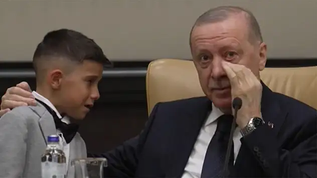 Siirt mitinginde okunan 'Asker Şiir'i Beştepe'de yeniden gündem oldu: Erdoğan duygusal anlar yaşadı