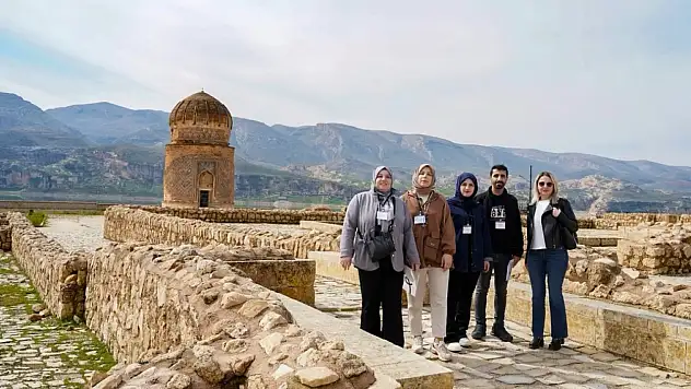 Siirt Olgunlaşma Enstitüsü, Siirt'te Çıkarılan Tarihi Eserleri Araştırmak İçin Çalışmalara Başladı