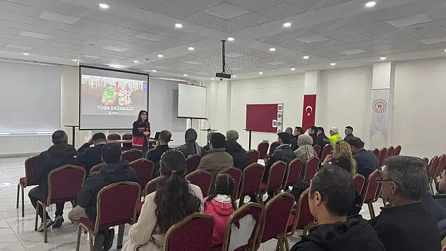 Siirt Pervari'de bağımlılıkla mücadele eğitimi düzenlendi