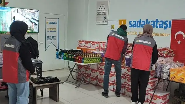 Siirt Sadakataşı Derneği'nden Bayram Öncesi Büyük Destek: 600 Ailenin Yüzünü Güldürdü