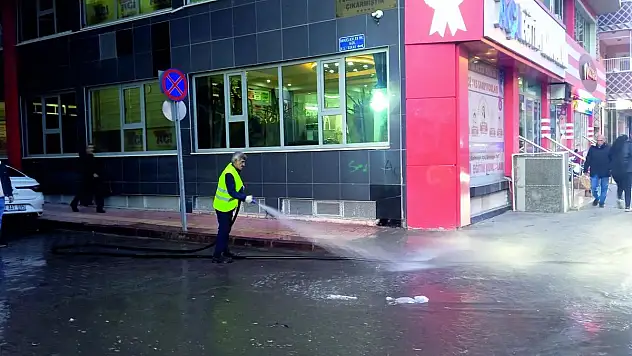 Siirt Sokaklarında Yıkama Çalışmaları