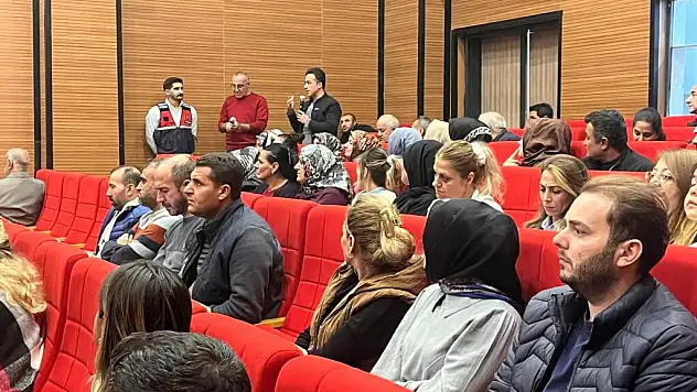 Siirt Tarım ve Orman İl Müdürlüğü İdareci ve Personellerine Siber Güvenlik İle ilgili Eğitim Verildi