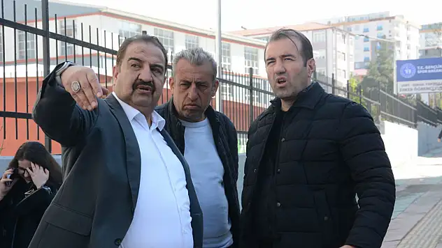 Siirt'te 10 Günde 3 Mevsim: Kırsalda Kar ve Sel, Şehirde Asfalt Seferberliği