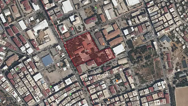 Siirt'te 2'nci Millet Bahçesi ve otopark için ilk adım! 4,6 milyon liralık enkaz, 2 milyon liralık yıkım