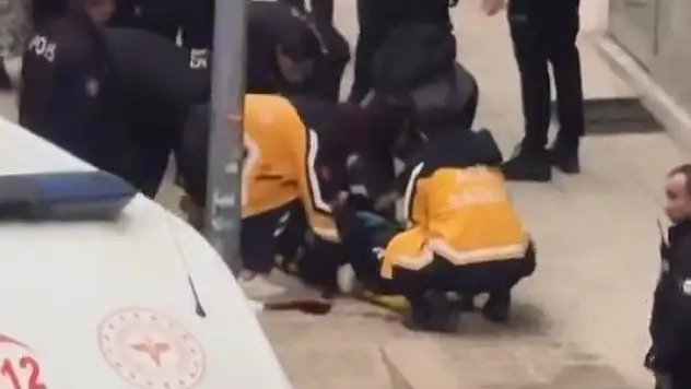 Siirt'te 3. kattan düşen 2 çocuk annesi kadın hayatını kaybetti