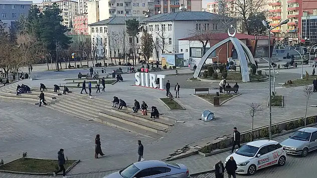 Siirt'te 5 Günlük Hava Durumu Raporu Belli Oldu Hafta Ortasında Yağış Sonrasında 30 Derece Sıcaklık Geliyor