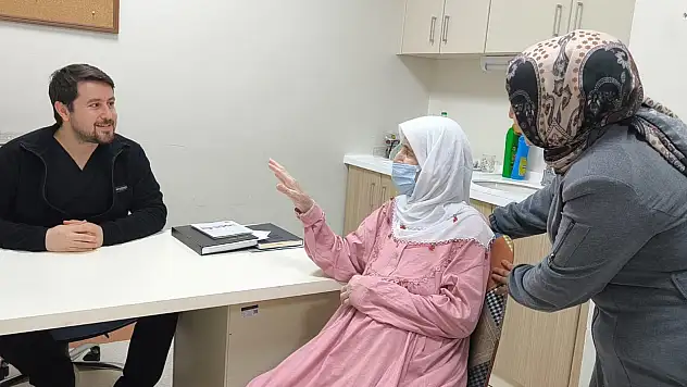 Siirt'te 77 Yaşındaki Hastaya Hayat Kurtaran Ameliyat: Bağırsaktaki Kitle Alındı