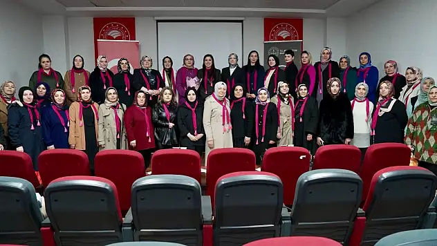 Siirt'te 8 Mart'ta meme kanseri farkındalık semineri düzenlendi