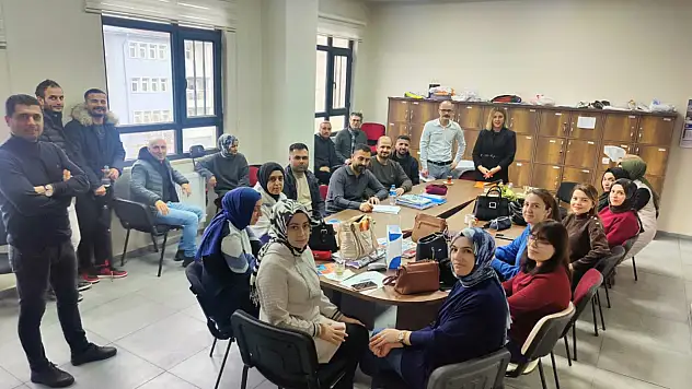 Siirt'te Açık Kapı ekipleri okulları ziyaret etti, 65 başvuru alındı