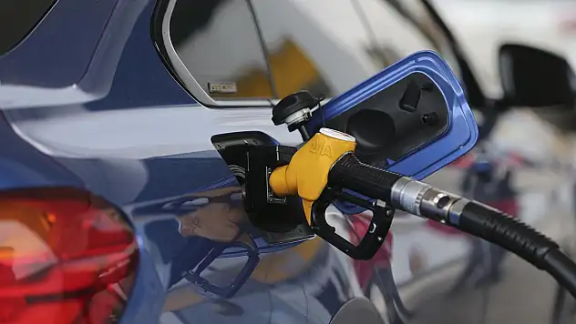 Siirt'te Akaryakıta Zam Sonrası Fiyatlar Güncellendi: Motorin 73 Lirayı Geçti
