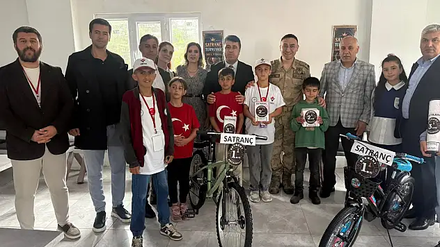 Siirt'te Akıl Oyunları Turnuvası Sona Erdi