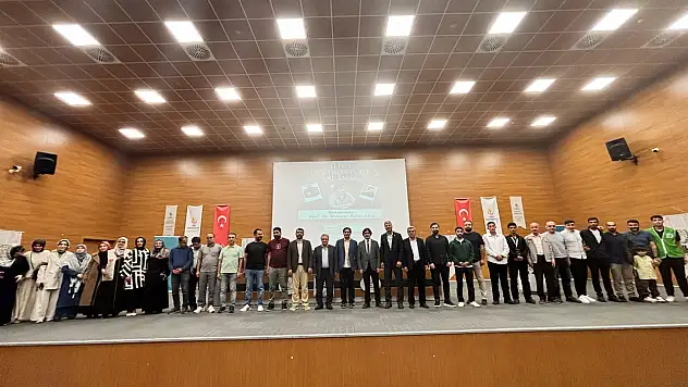 Siirt'te Aliya İzzetbegoviç'e Vefa Programı Düzenlendi